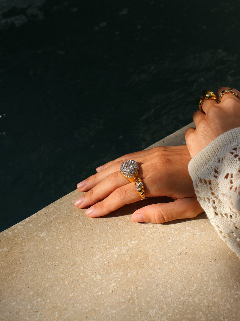 Publication Instagram Rélia Bijoux : nouvelles bagues à strass